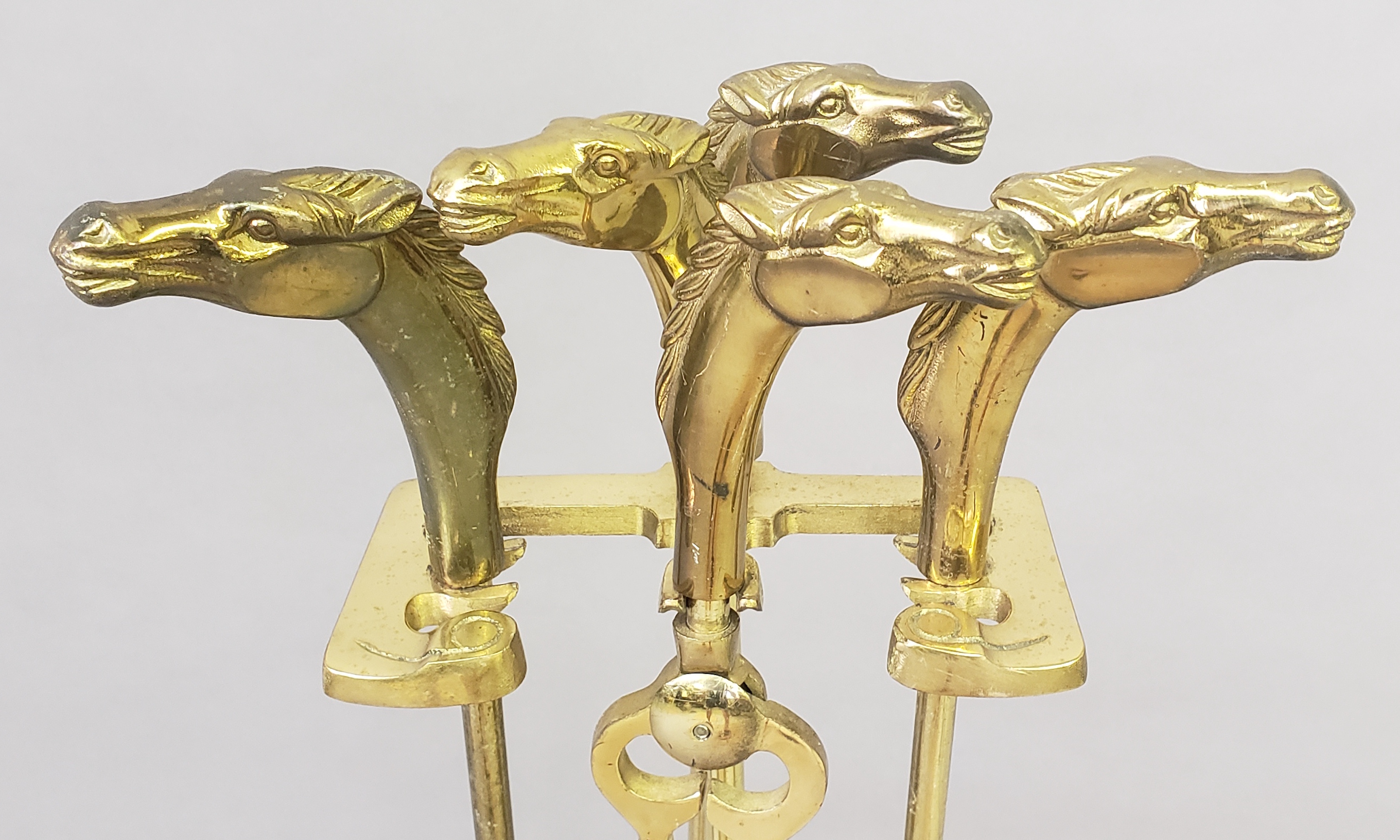 Figural Brass Horse Head Fire Tools - Vintage Five-Piece Figural Brass  Horse Head Fire Tool Set - Rafael Osona Auctions Nantucket, MA