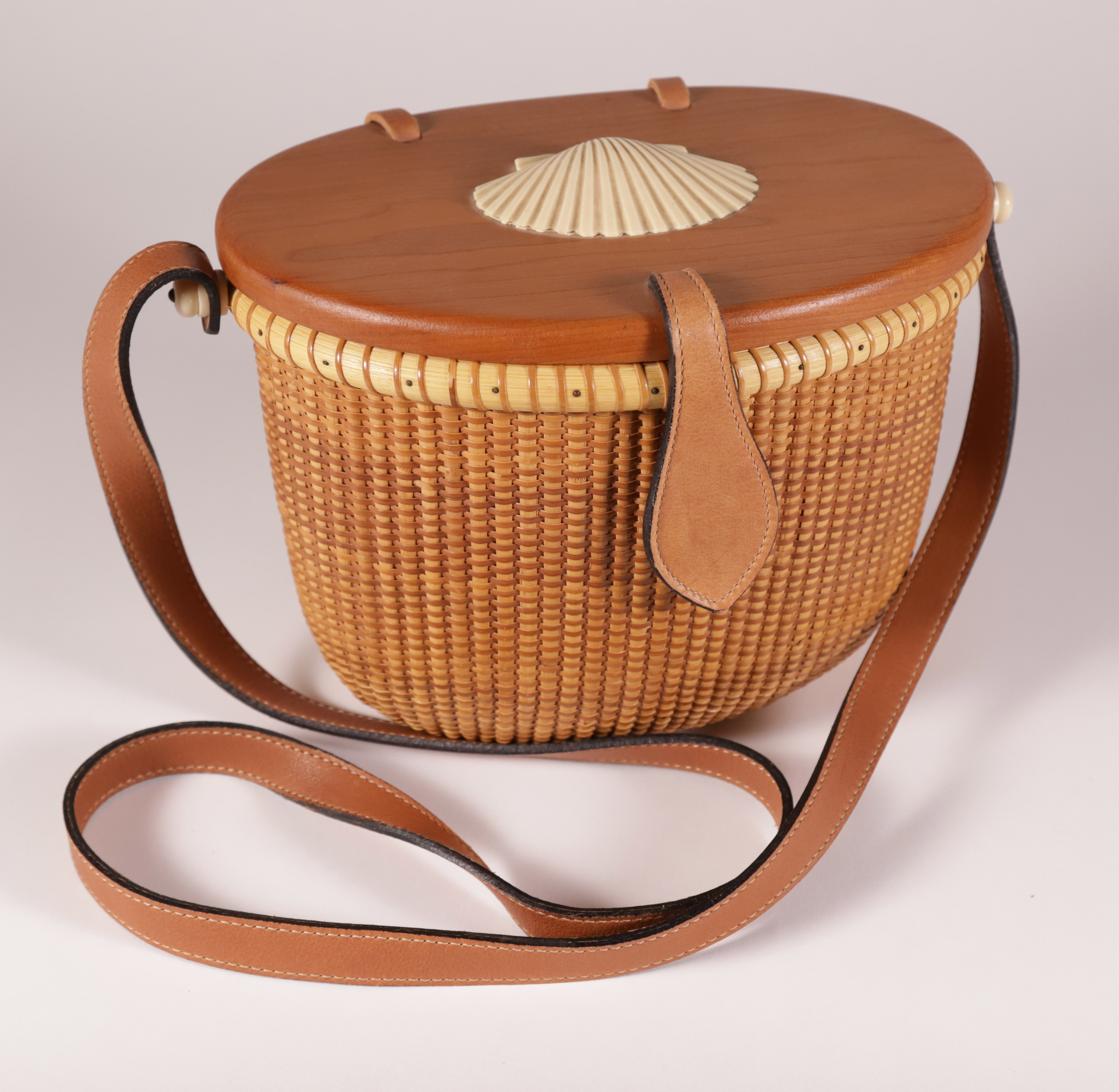 Nantucket Lightship Baskets: the Story Behind the Iconic Island  Collectibles - Cottage Journal